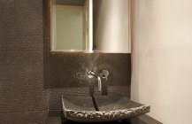 Дизайн ванной комнаты из камня